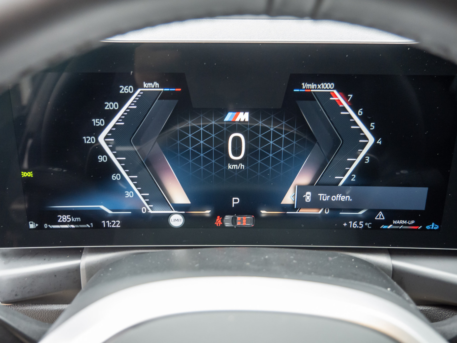 BMW 330i Touring xDrive M-Sport – Produktfoto 17