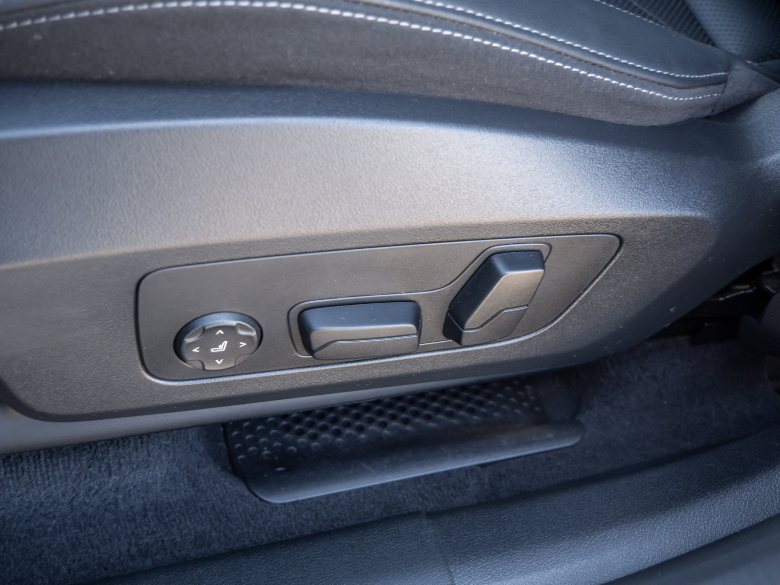 BMW X1 xDrive 23d M-Sport – Produktfoto 21