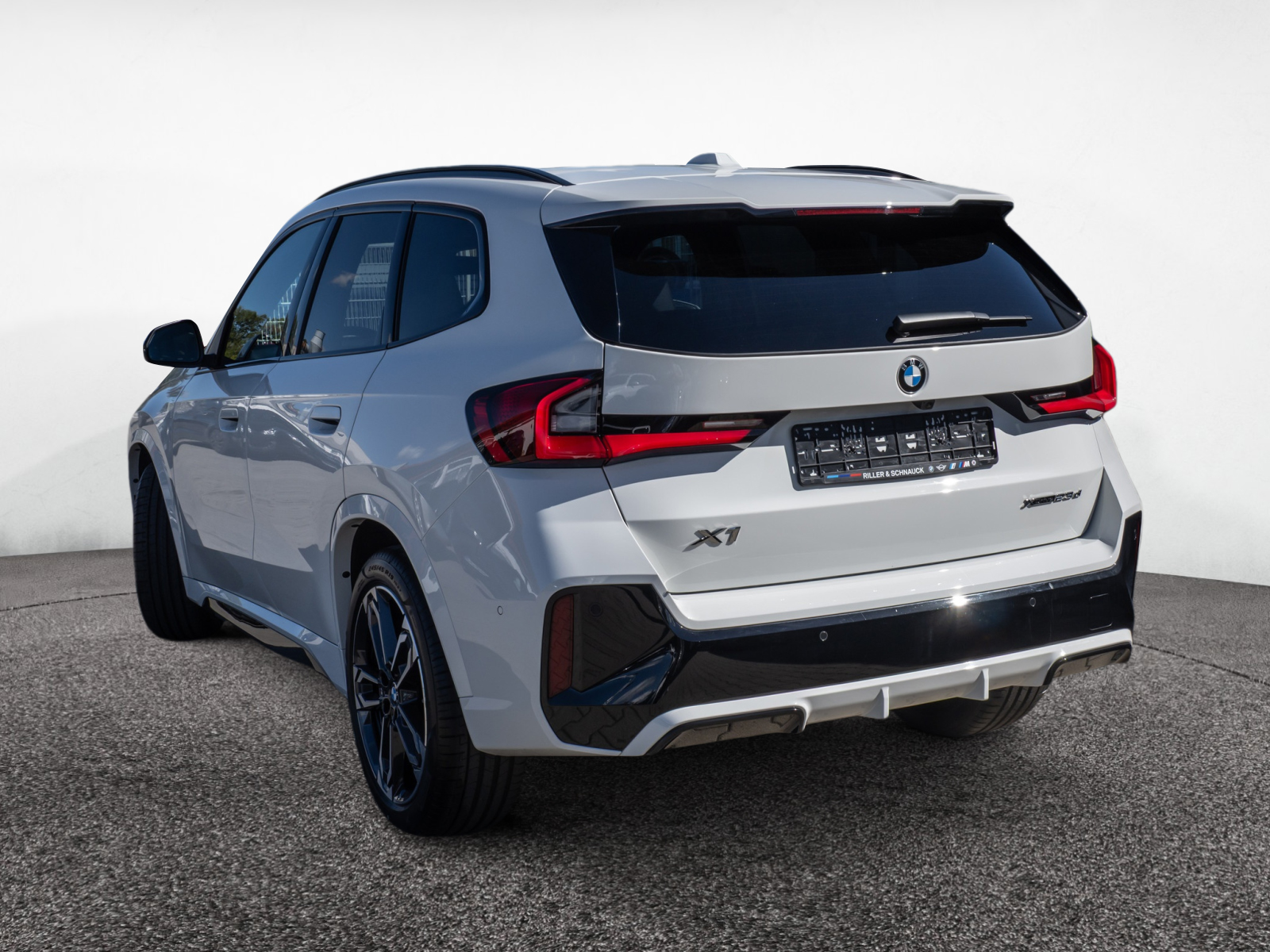 BMW X1 xDrive 23d M-Sport – Produktfoto 5