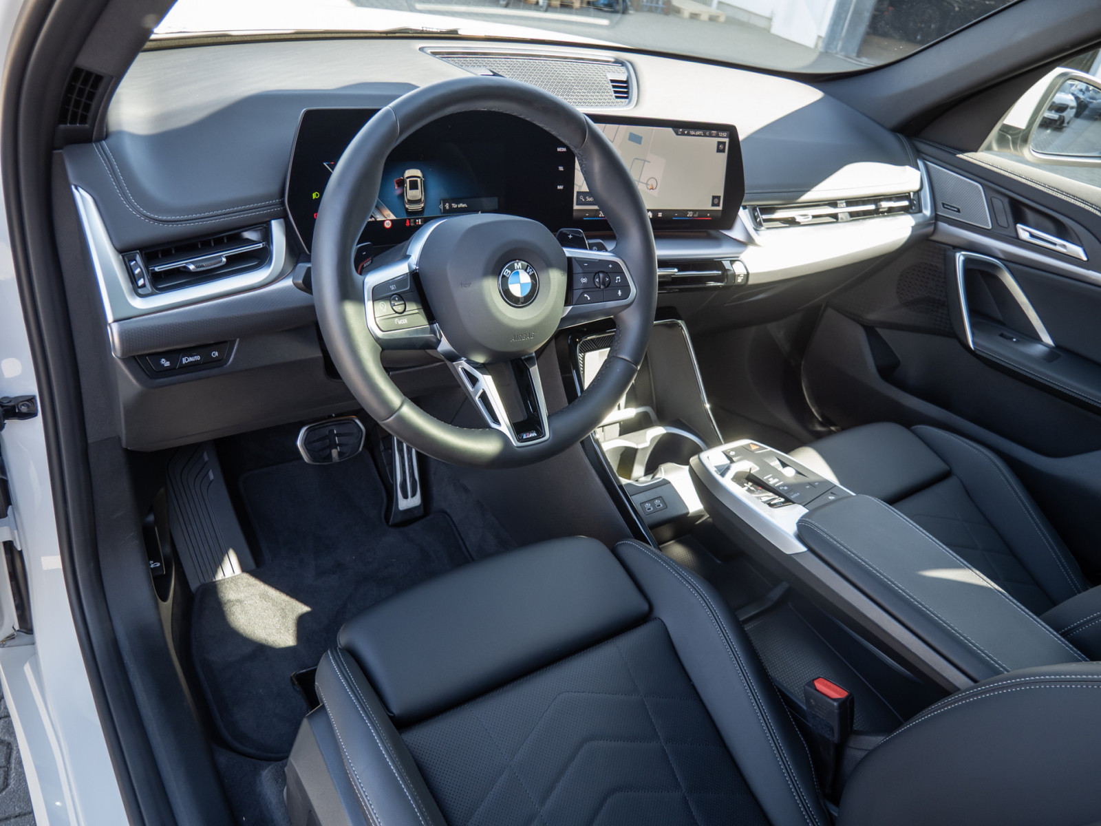 BMW X1 xDrive 23d M-Sport – Produktfoto 9