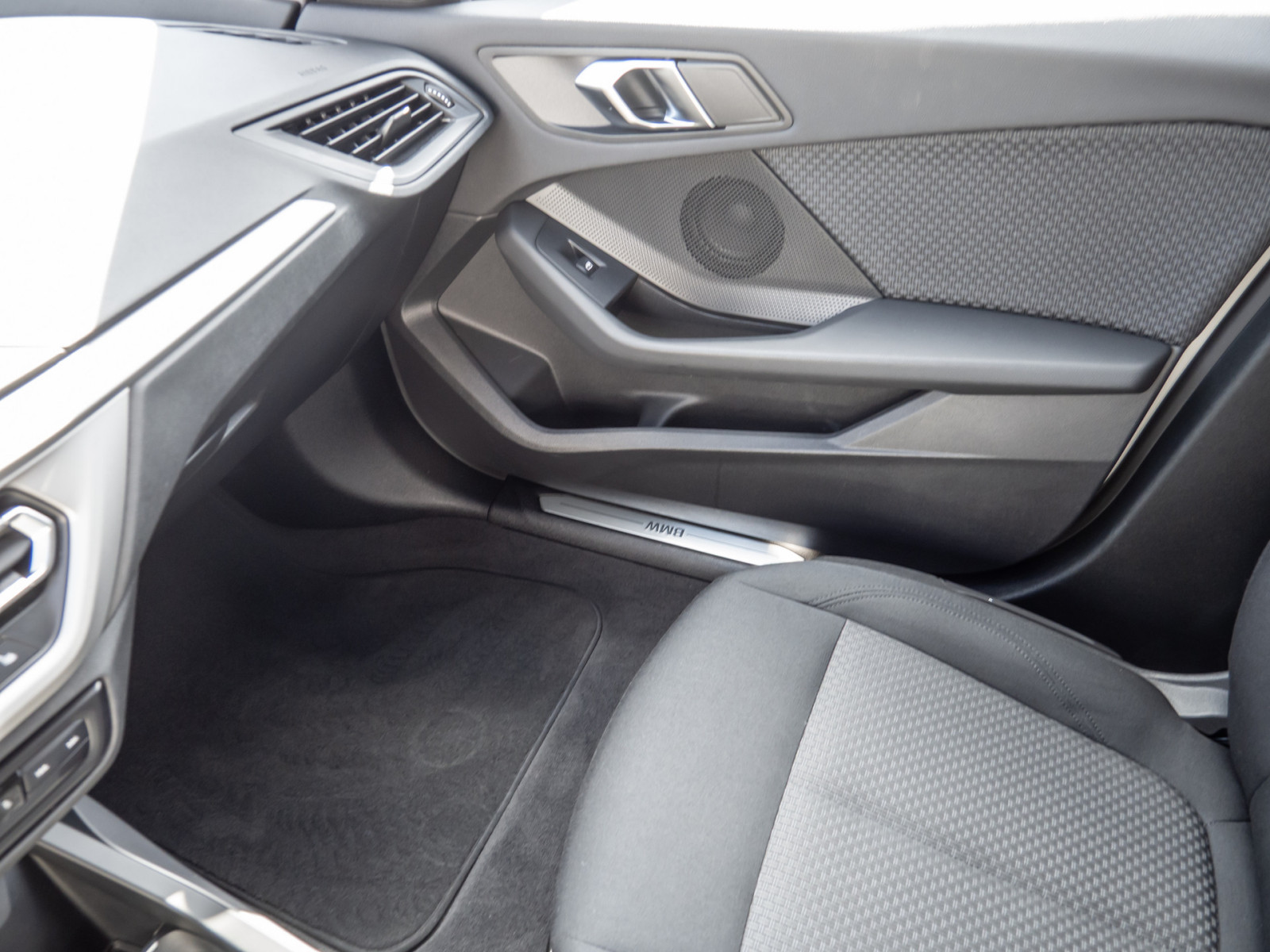 BMW 116i Advantage – Produktfoto 16