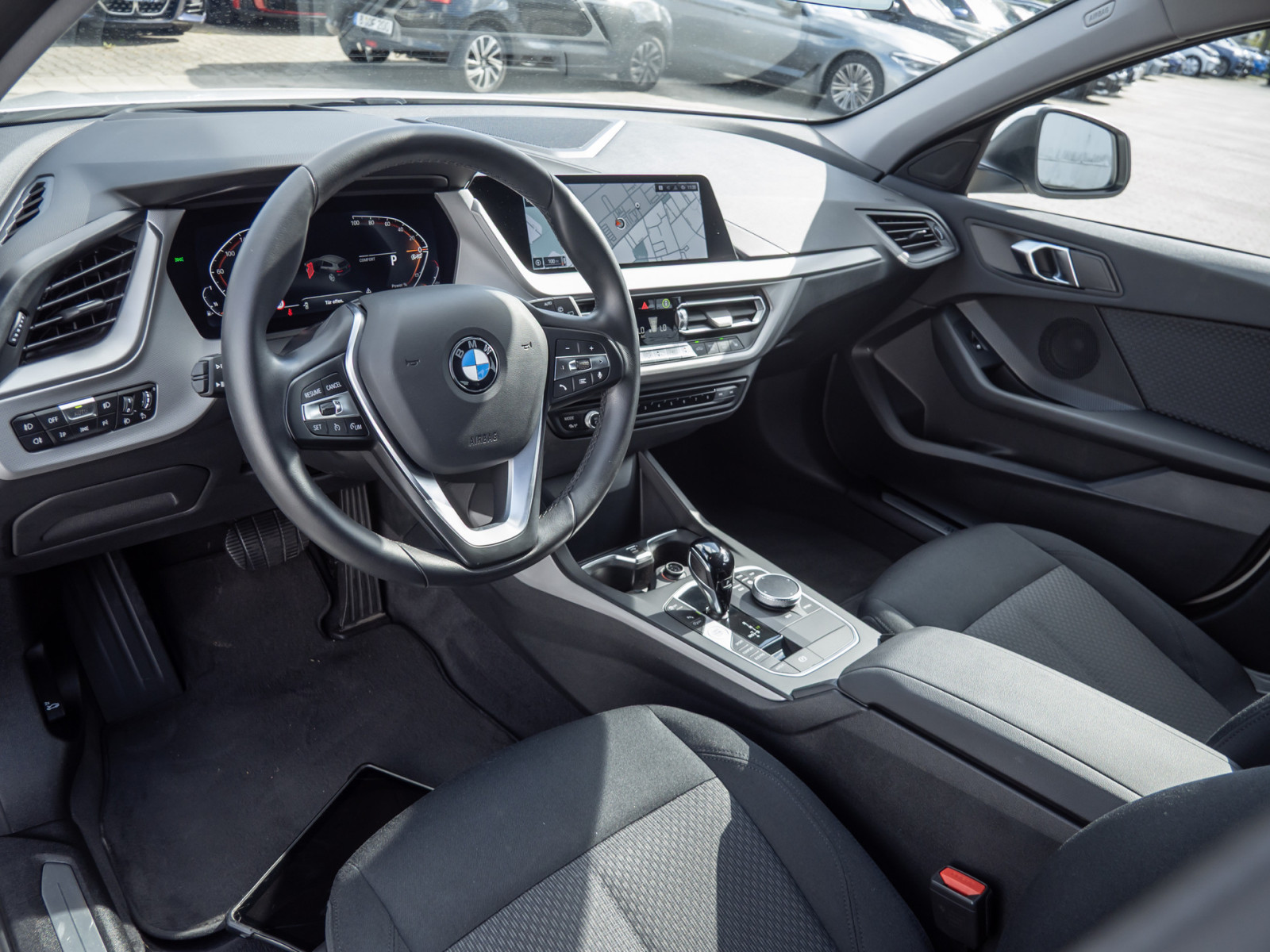 BMW 116i Advantage – Produktfoto 8