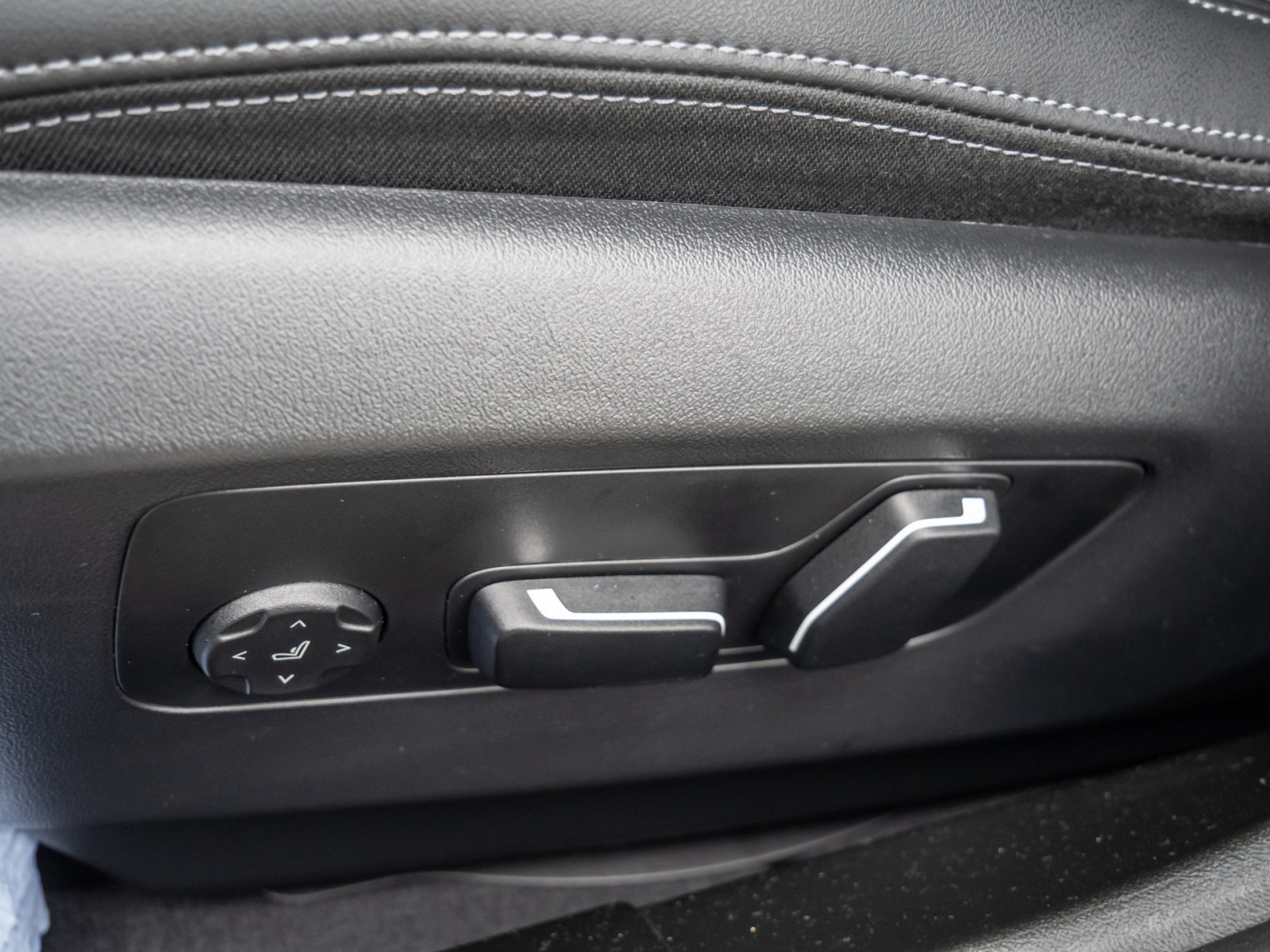 BMW 520i Touring M-Sport – Produktfoto 21