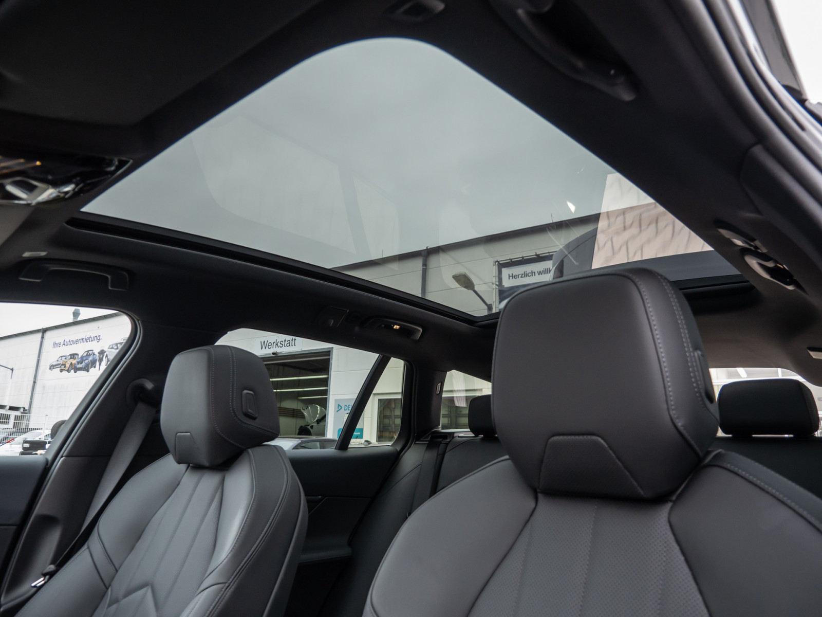 BMW 520i Touring M-Sport – Produktfoto 22