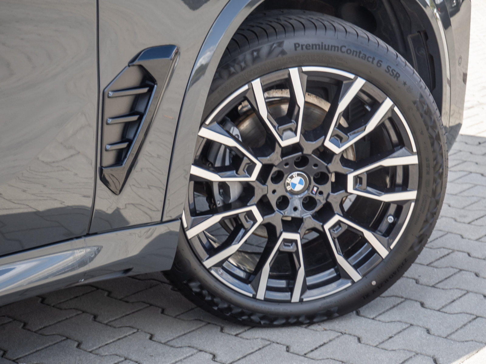 BMW X5 xDrive 30d M-Sport – Produktfoto 5