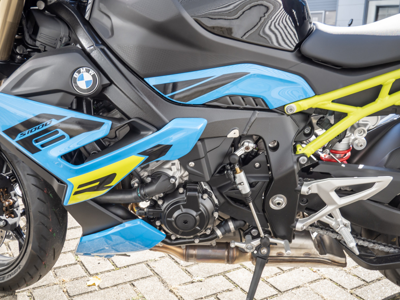 BMW S 1000 R – Produktfoto 13