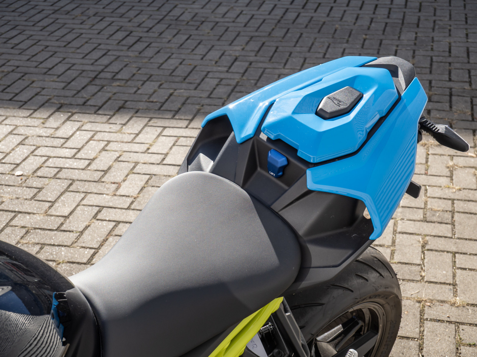 BMW S 1000 R – Produktfoto 8