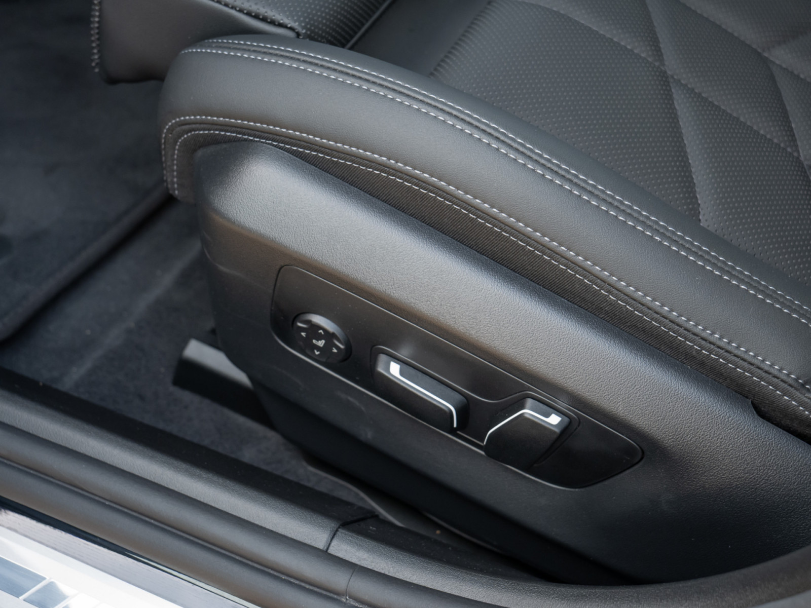 BMW 540d Touring xDrive M-Sport Pro – Produktfoto 19