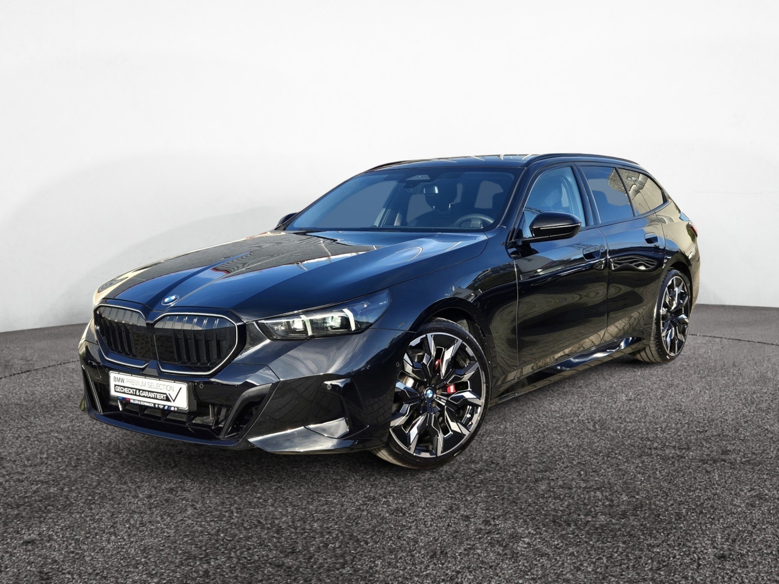 BMW 520d Touring xDrive M-Sport Pro – Produktfoto 1