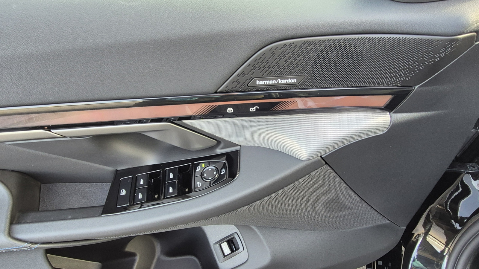 BMW 520d Touring xDrive M-Sport Pro – Produktfoto 11