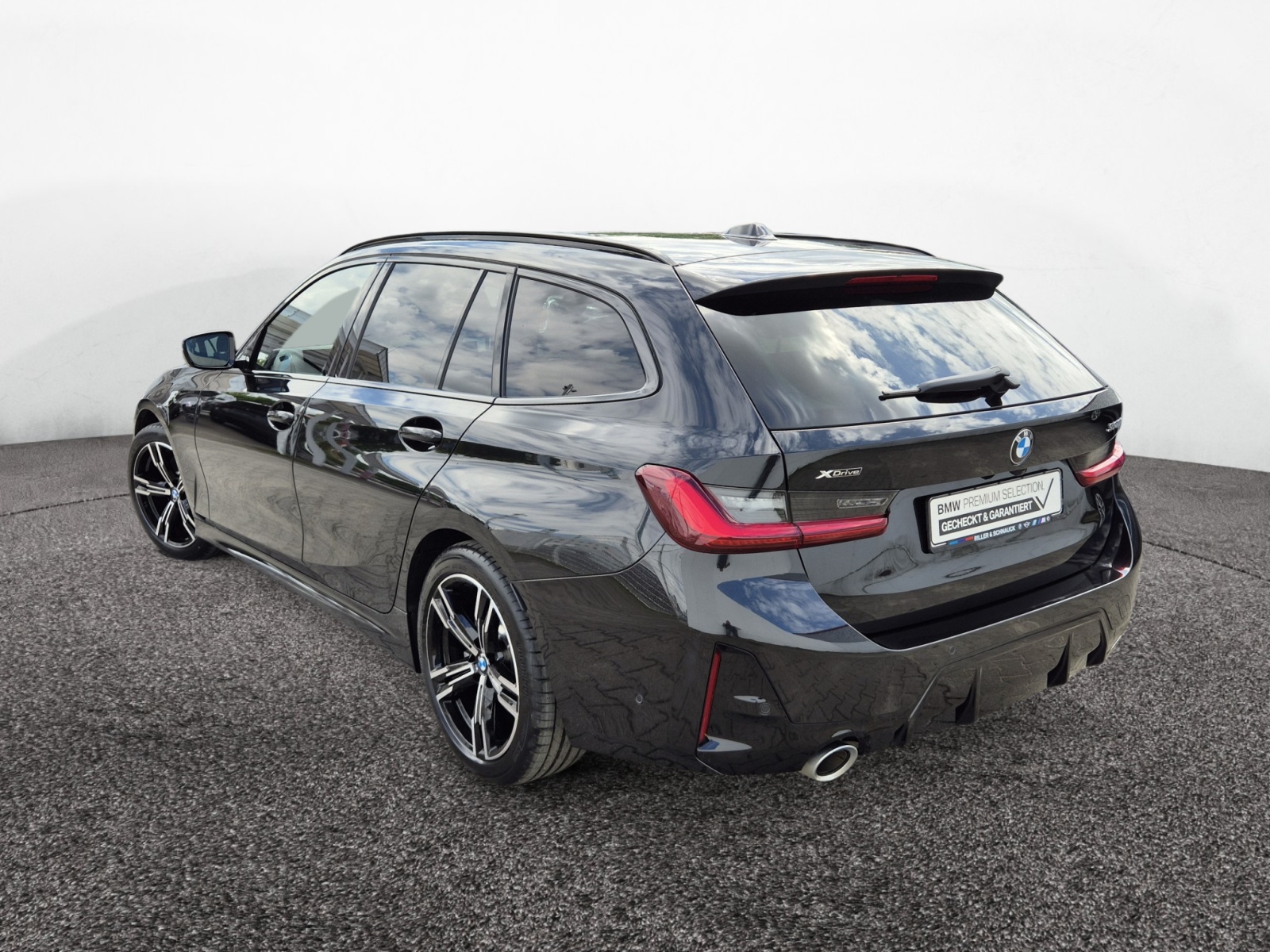 BMW 330i Touring xDrive M-Sport – Produktfoto 4
