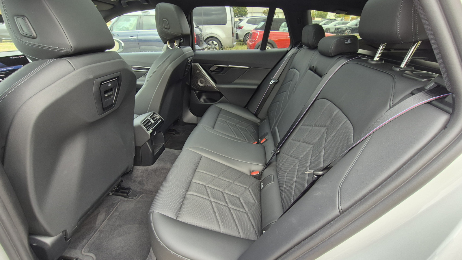 BMW 520d Touring xDrive M Sport Pro – Produktfoto 12