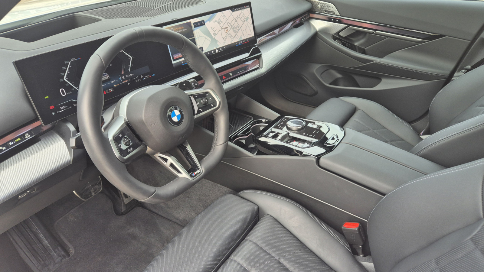 BMW 520d Touring xDrive M Sport Pro – Produktfoto 6