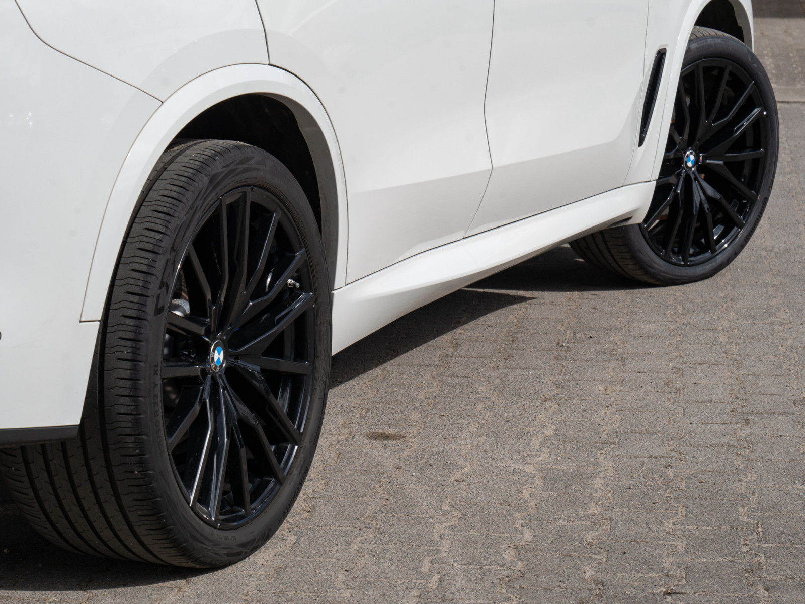 BMW X5 xDrive 30d M-Sport – Produktfoto 5