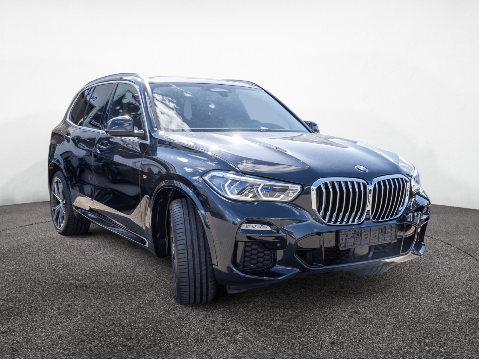 BMW X5 xDrive 40d M-Sport – Produktfoto 3