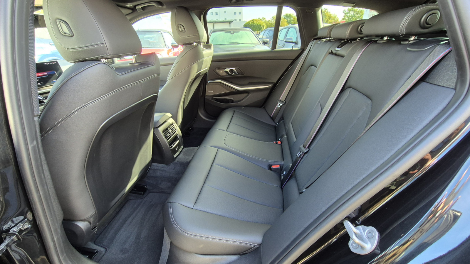 BMW M340i Touring xDrive M-Pro – Produktfoto 13