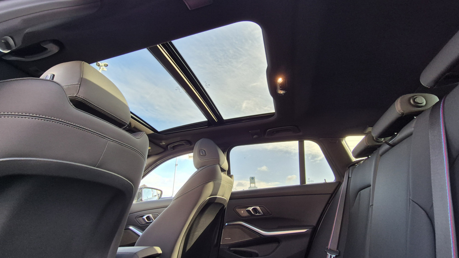 BMW M340i Touring xDrive M-Pro – Produktfoto 14