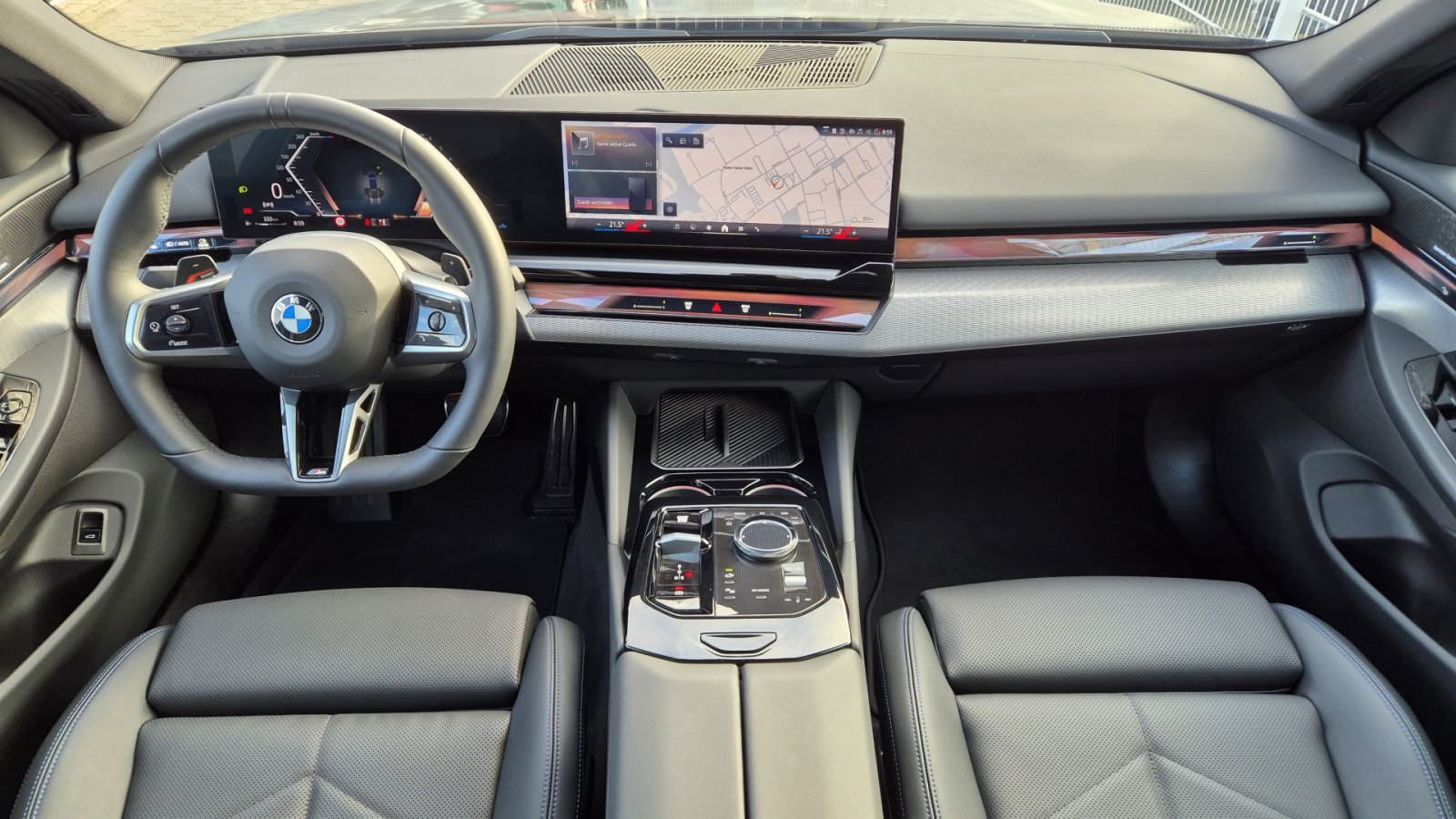 BMW 520d Touring xDrive M Sport Pro – Produktfoto 6