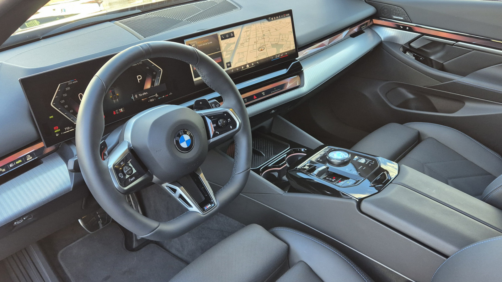 BMW 520i Touring M Sport Pro – Produktfoto 10