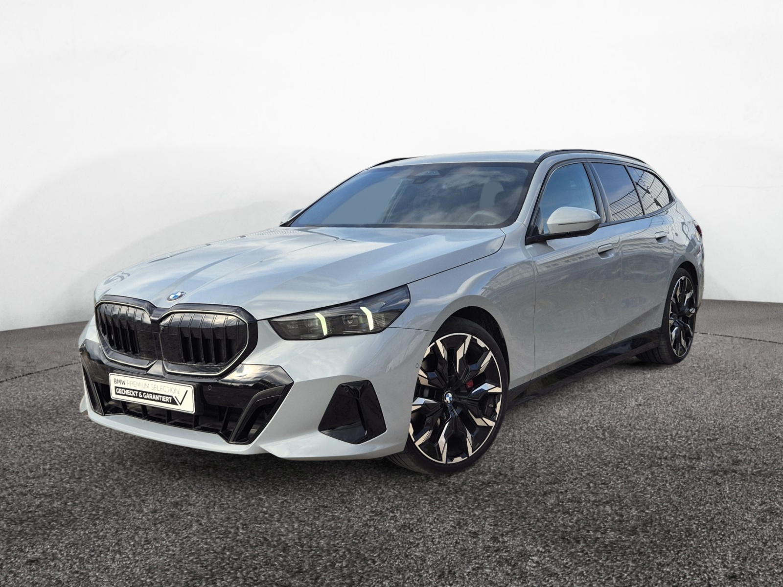 BMW 520i Touring M Sport Pro – Produktfoto 1