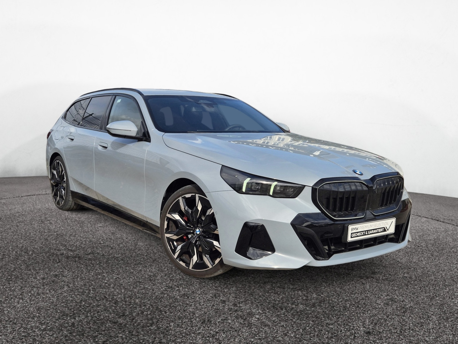 BMW 520i Touring M Sport Pro – Produktfoto 3
