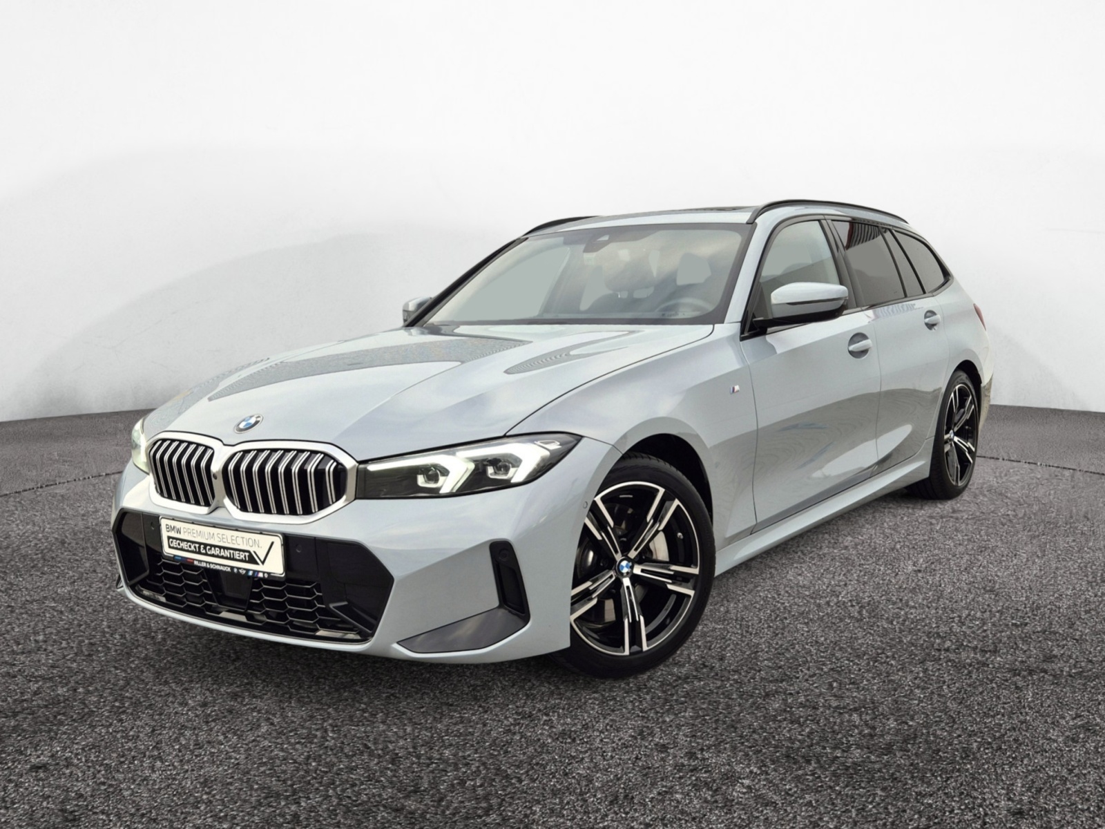 BMW 330i Touring xDrive M-Sport – Produktfoto 1