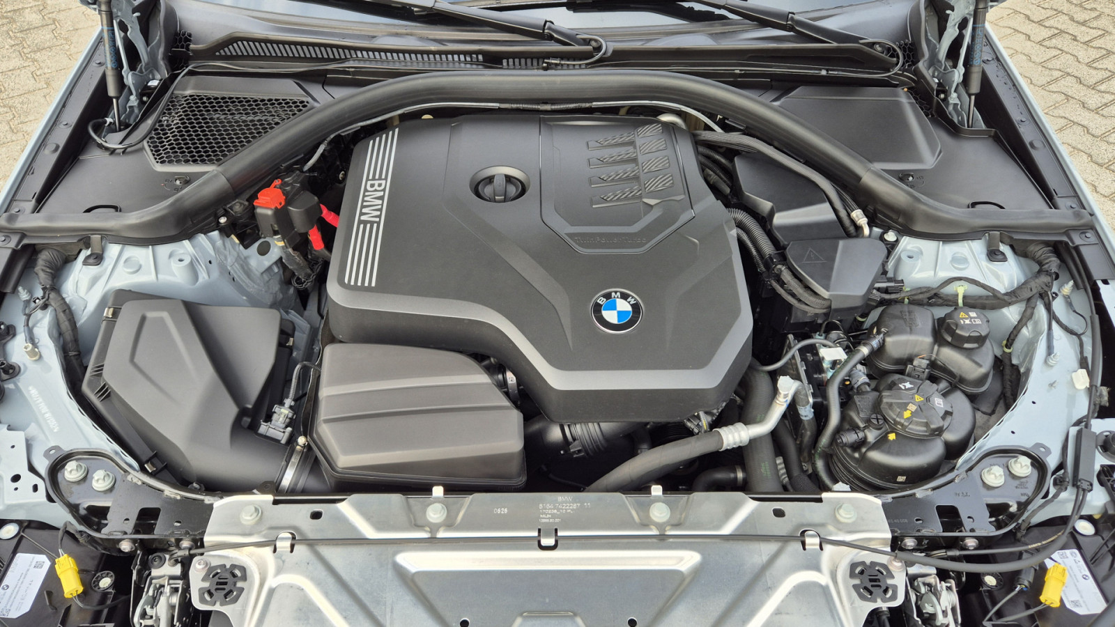 BMW 330i Touring xDrive M-Sport – Produktfoto 20