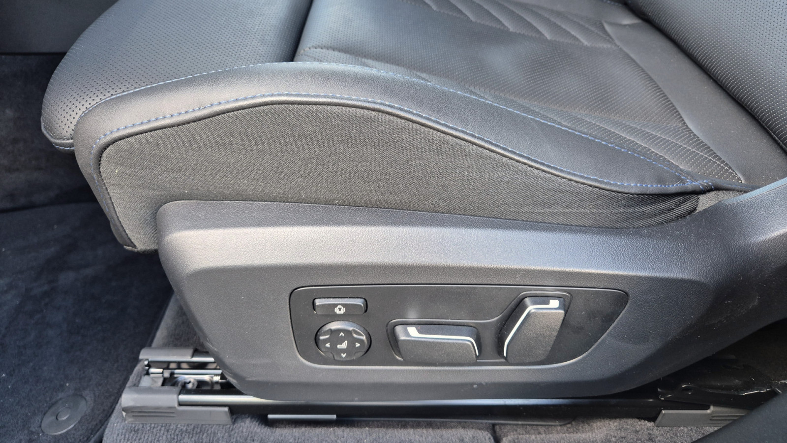 BMW X3 20i xDrive M-Sport – Produktfoto 14
