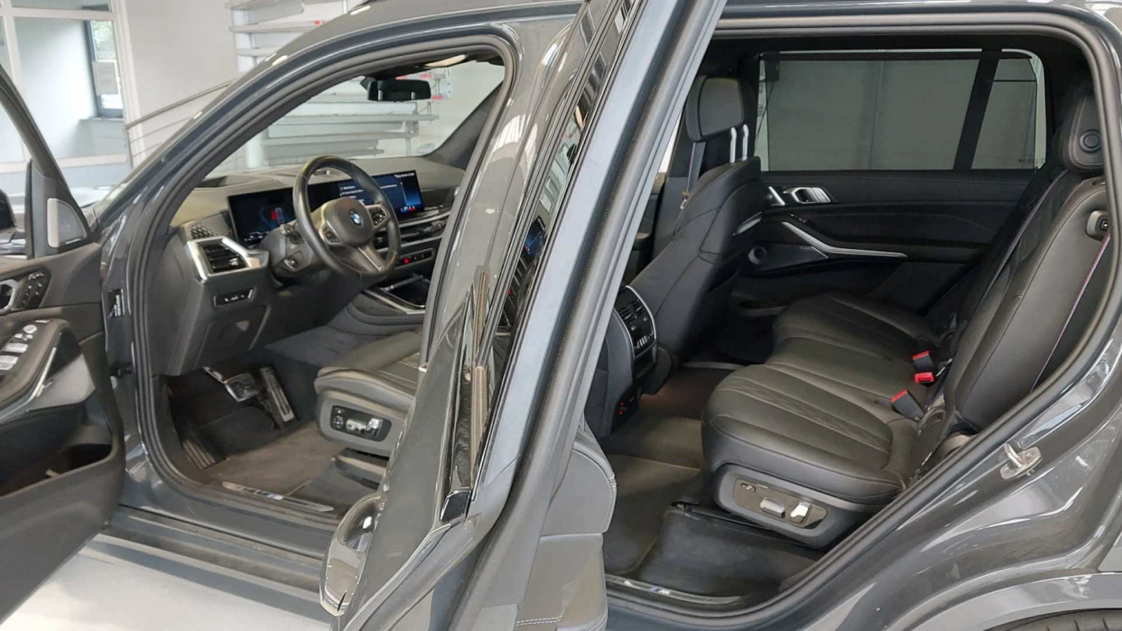 BMW X7 xDrive 40d M Sport Pro – Produktfoto 16