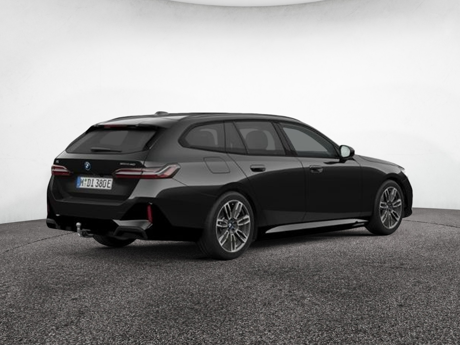 BMW i5 Touring 40 e M-Sport – Produktfoto 3