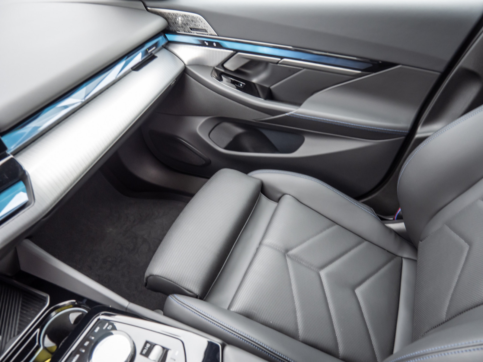BMW 520d M-Sport Pro – Produktfoto 16