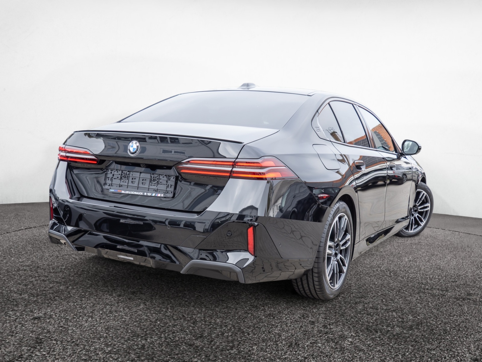 BMW 520d M-Sport Pro – Produktfoto 4