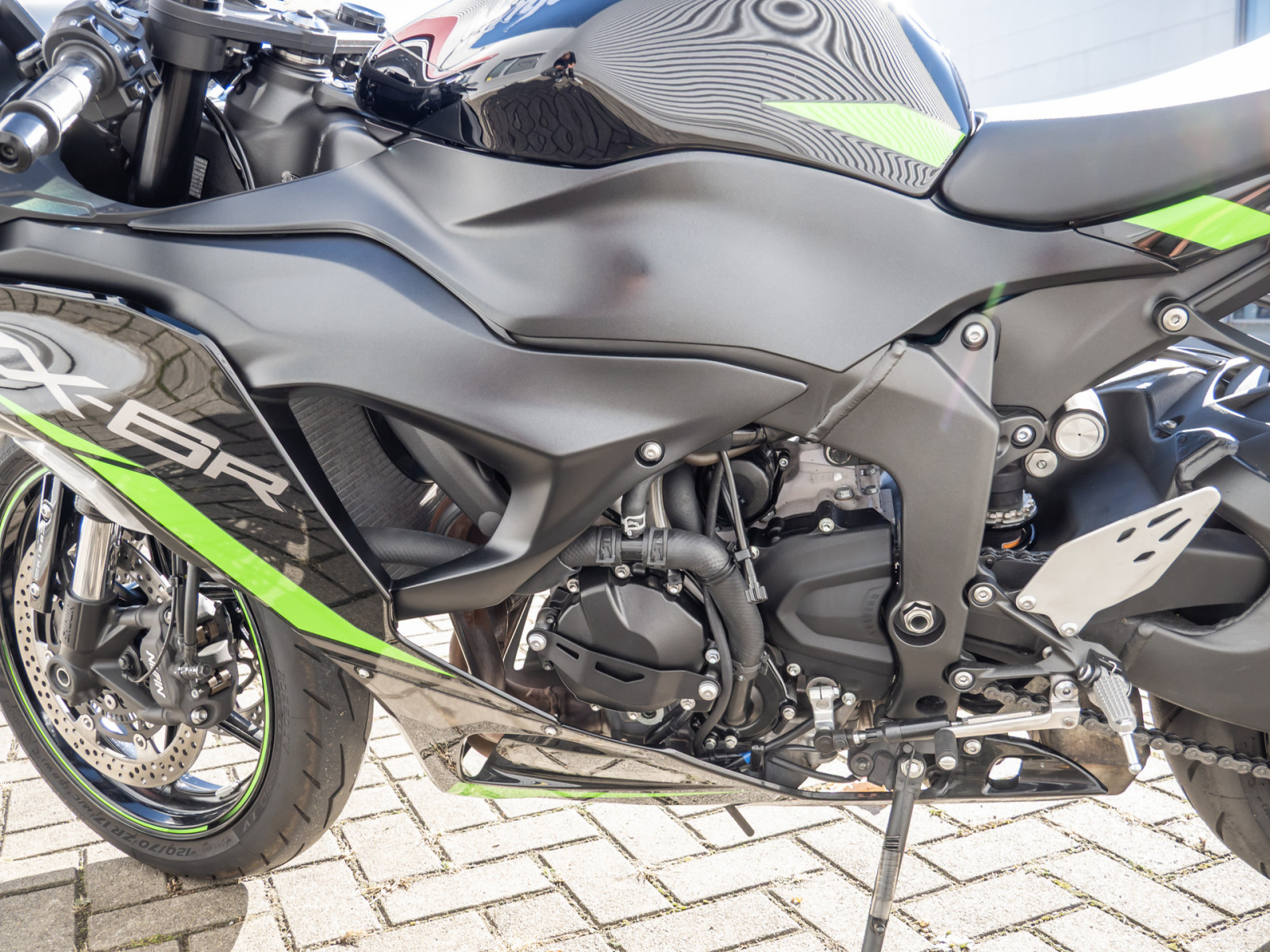 KAWASAKI Ninja ZX-6 R – Produktfoto 13
