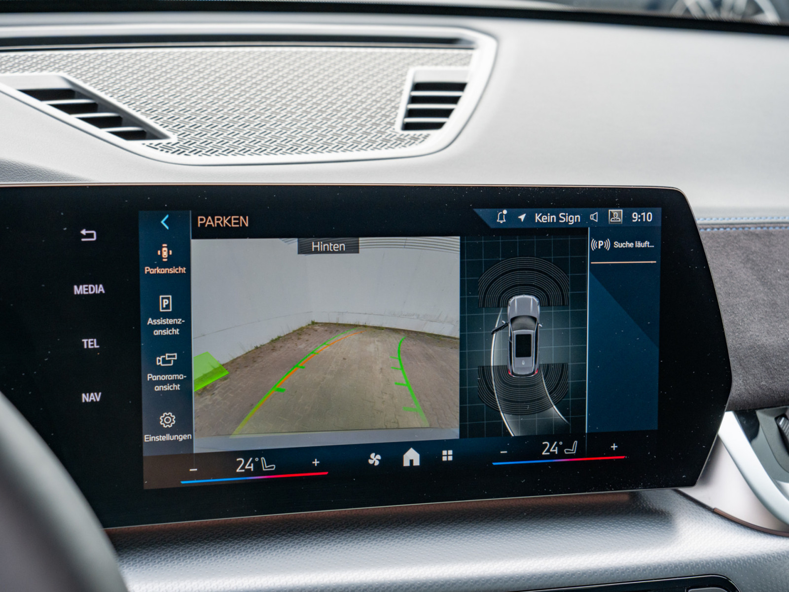 BMW X1 sDrive 18i M Sport Pro – Produktfoto 13