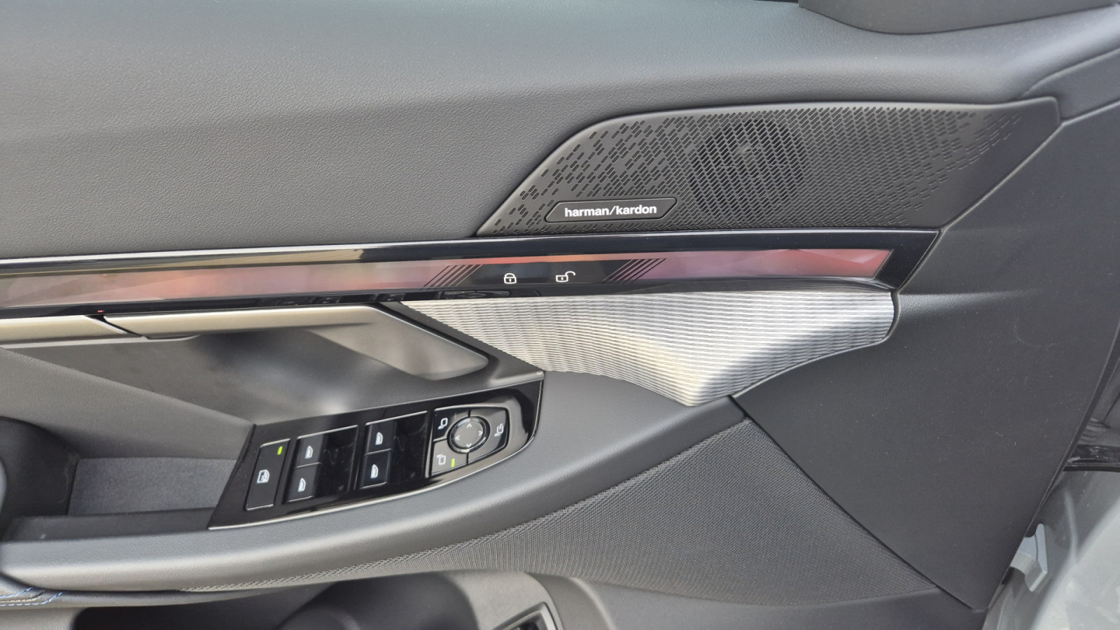 BMW 520d Touring xDrive M Sport Pro – Produktfoto 14