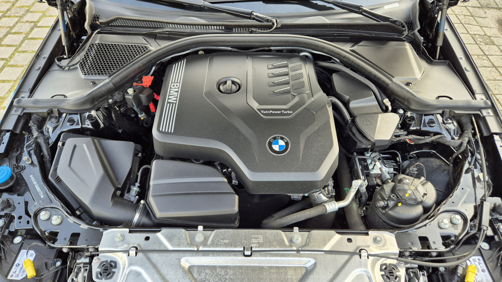 BMW 320 i M-Sport – Produktfoto 18