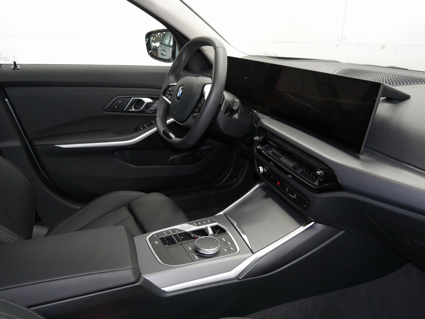 BMW 318i Touring – Produktfoto 9