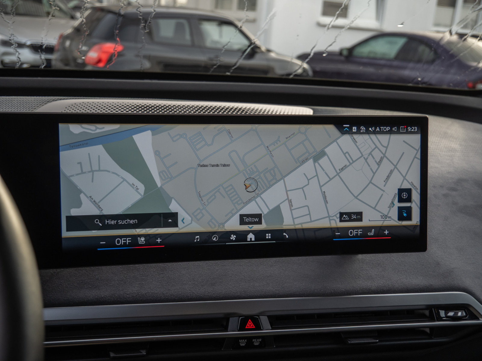 BMW iX xDrive 45 M-Sport – Produktfoto 11