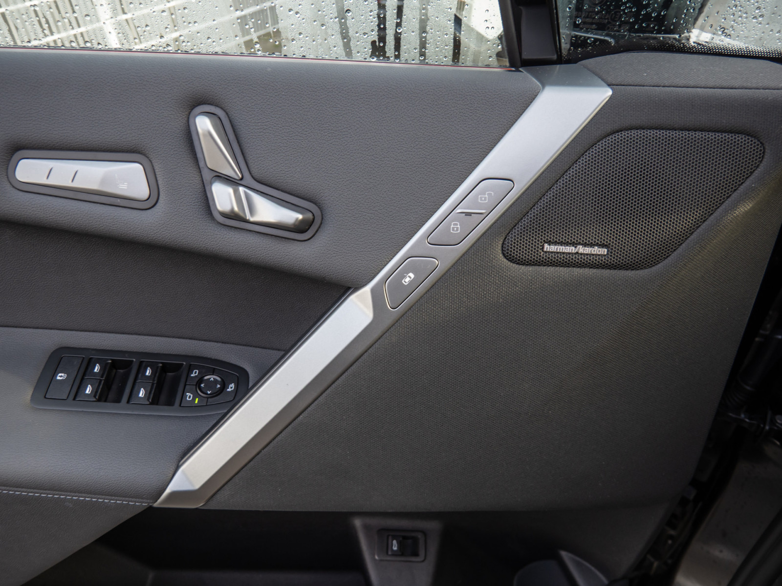 BMW iX xDrive 45 M-Sport – Produktfoto 20