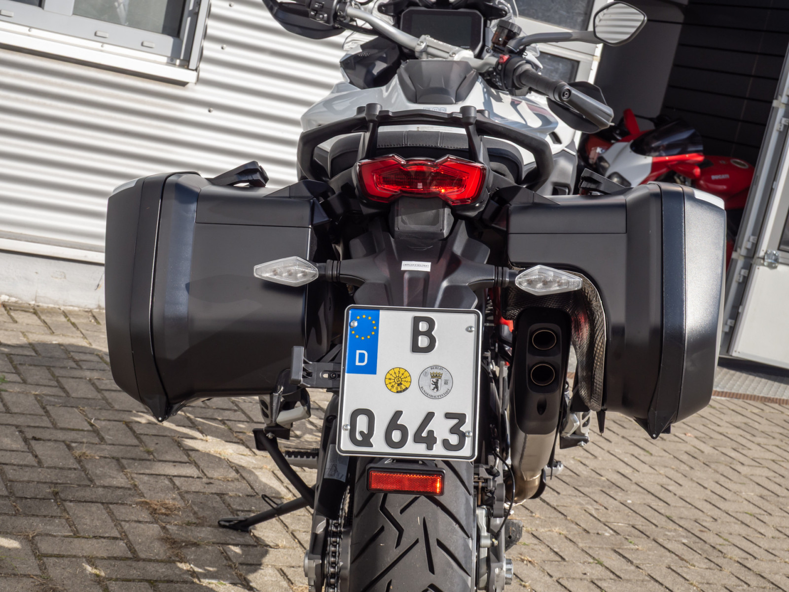 DUCATI Multistrada V4 S Travel Radar – Produktfoto 7
