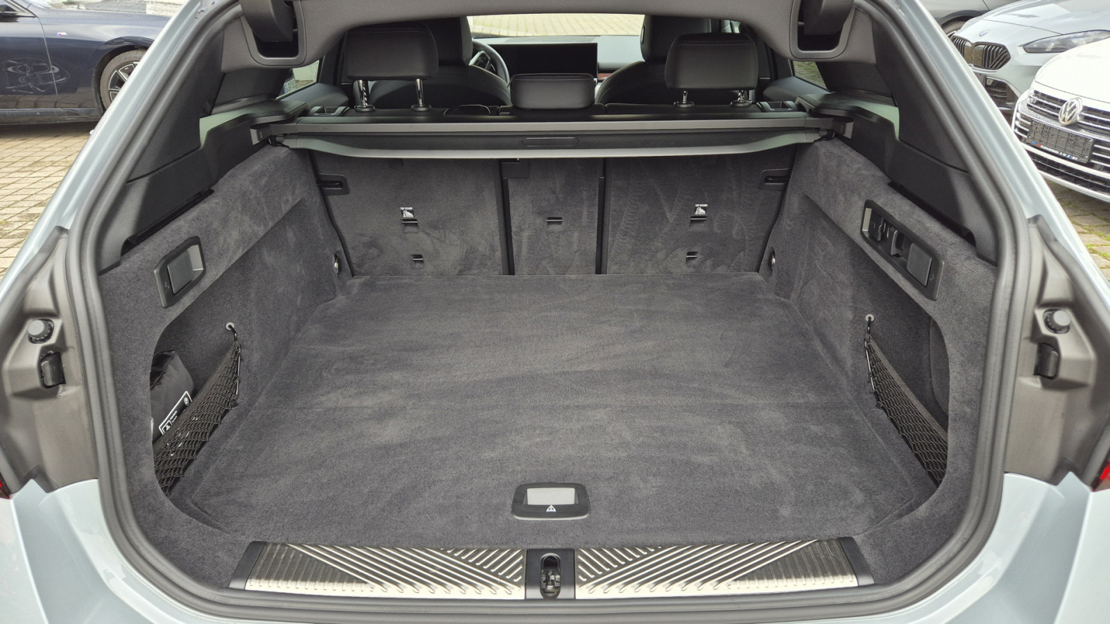 BMW 520d Touring xDrive M-Sport – Produktfoto 16