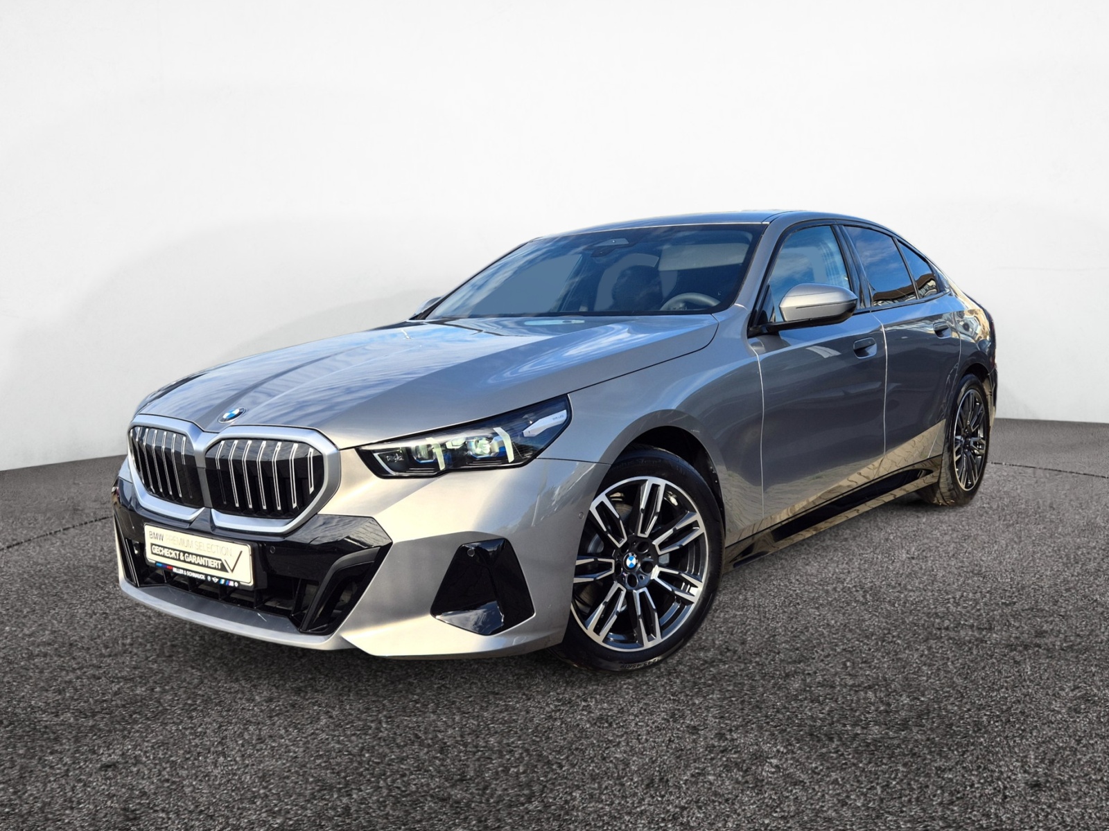 BMW 520i M-Sport – Produktfoto 1