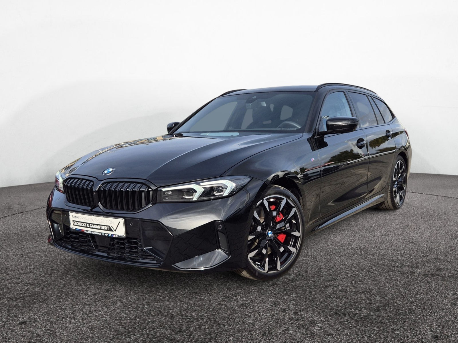 BMW 330i Touring xDrive M Sport Pro – Produktfoto 1
