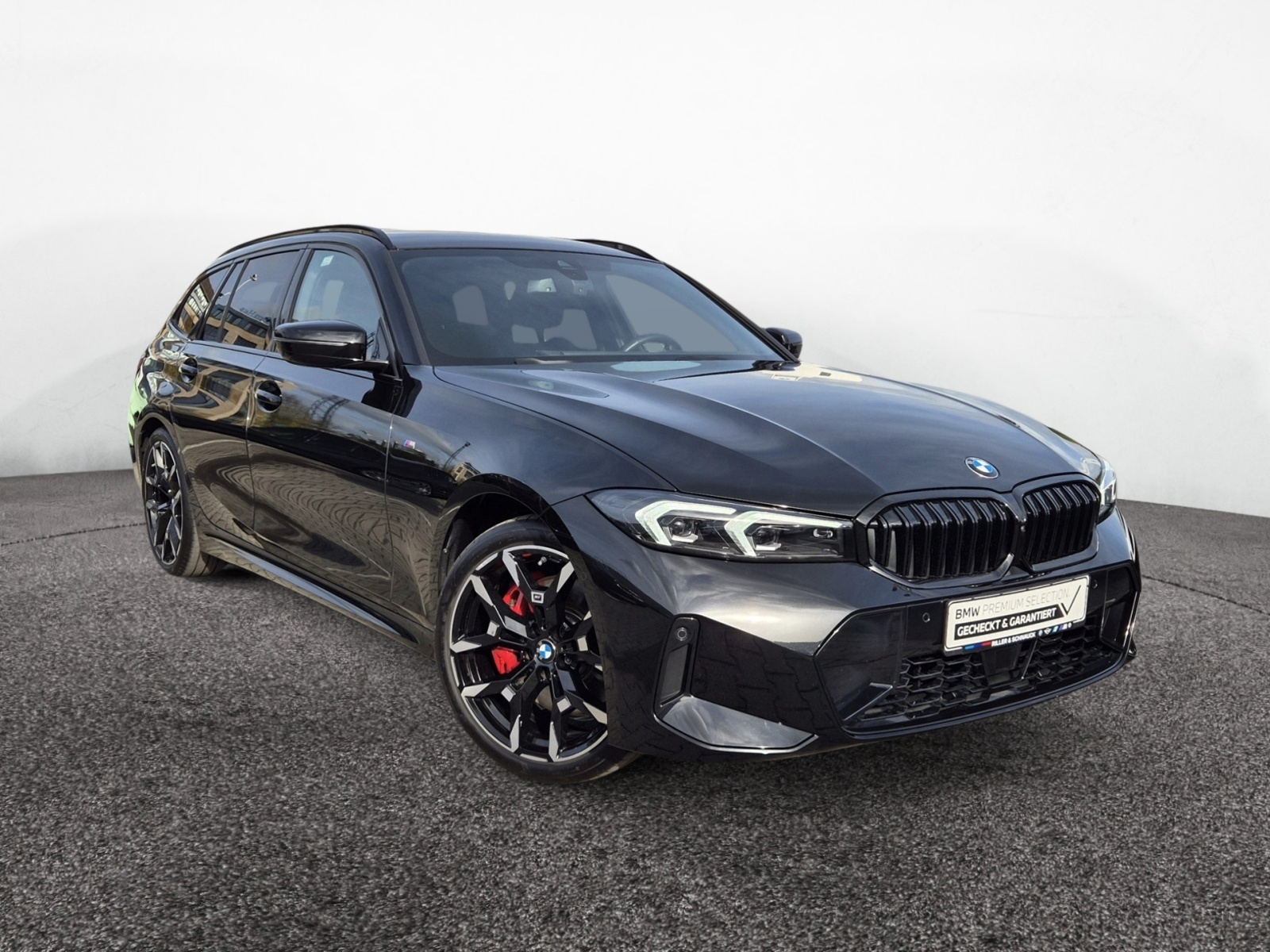 BMW 330i Touring xDrive M Sport Pro – Produktfoto 3