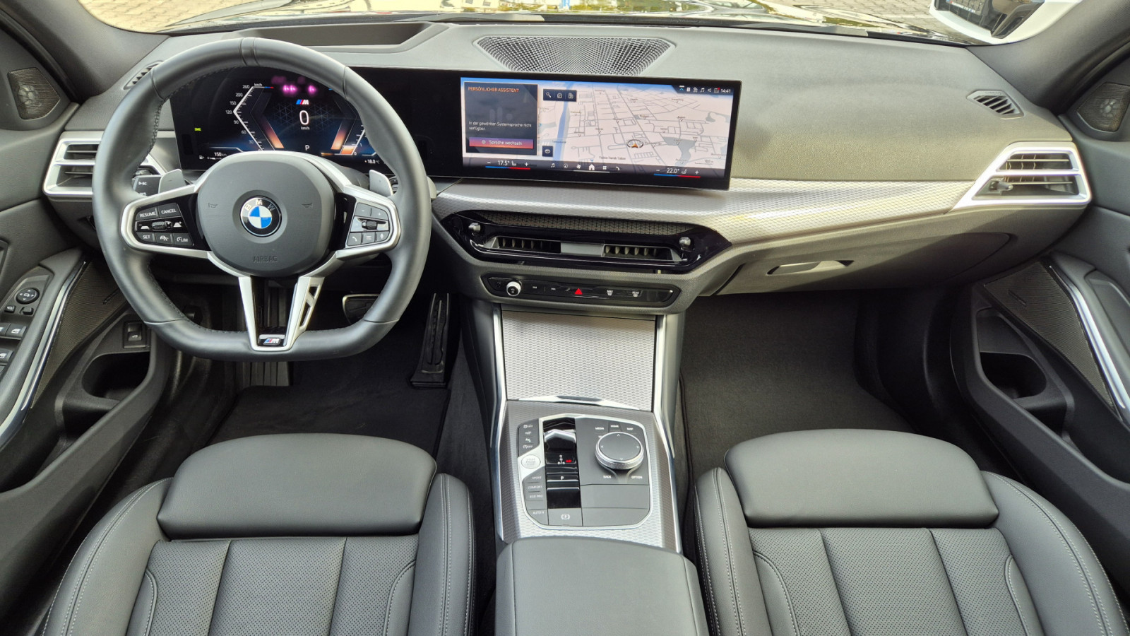 BMW 330i Touring xDrive M Sport Pro – Produktfoto 9