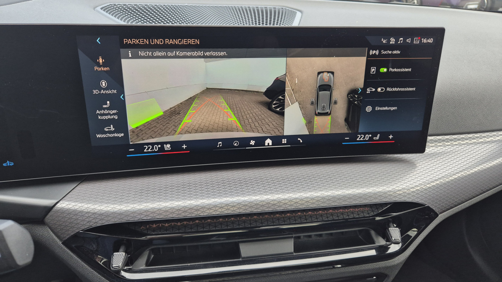 BMW 320d Touring xDrive M-Sport – Produktfoto 13