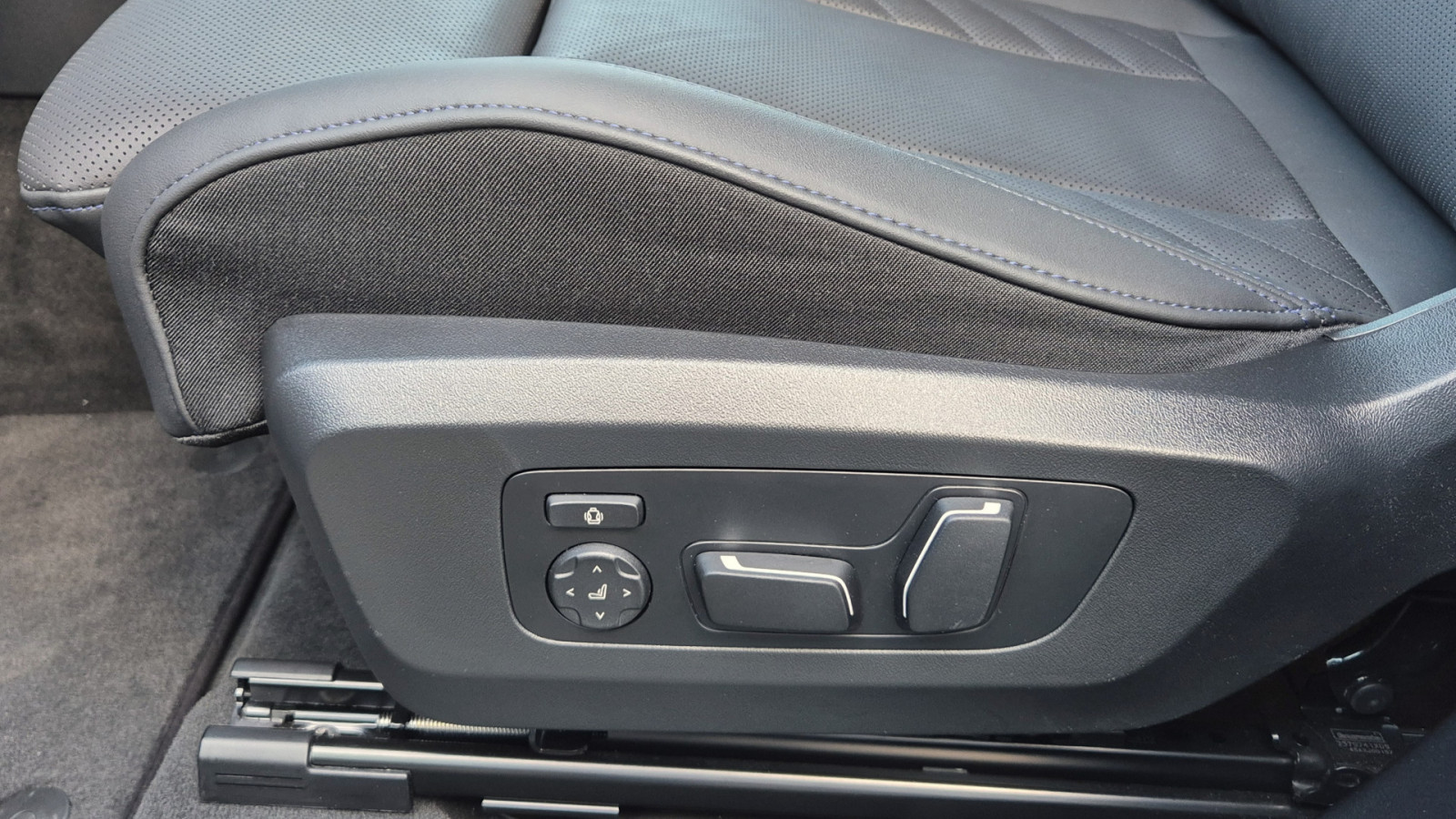 BMW X3 M50i Pro xDrive – Produktfoto 16