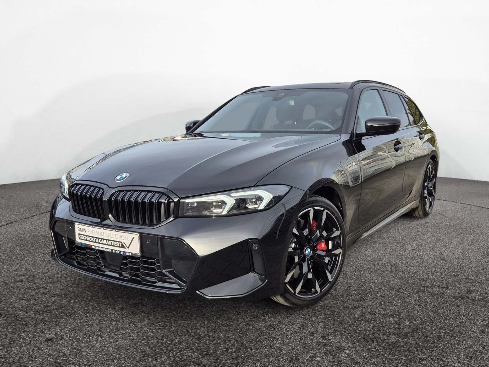 BMW 330i Touring xDrive M Sport Pro – Produktfoto 1