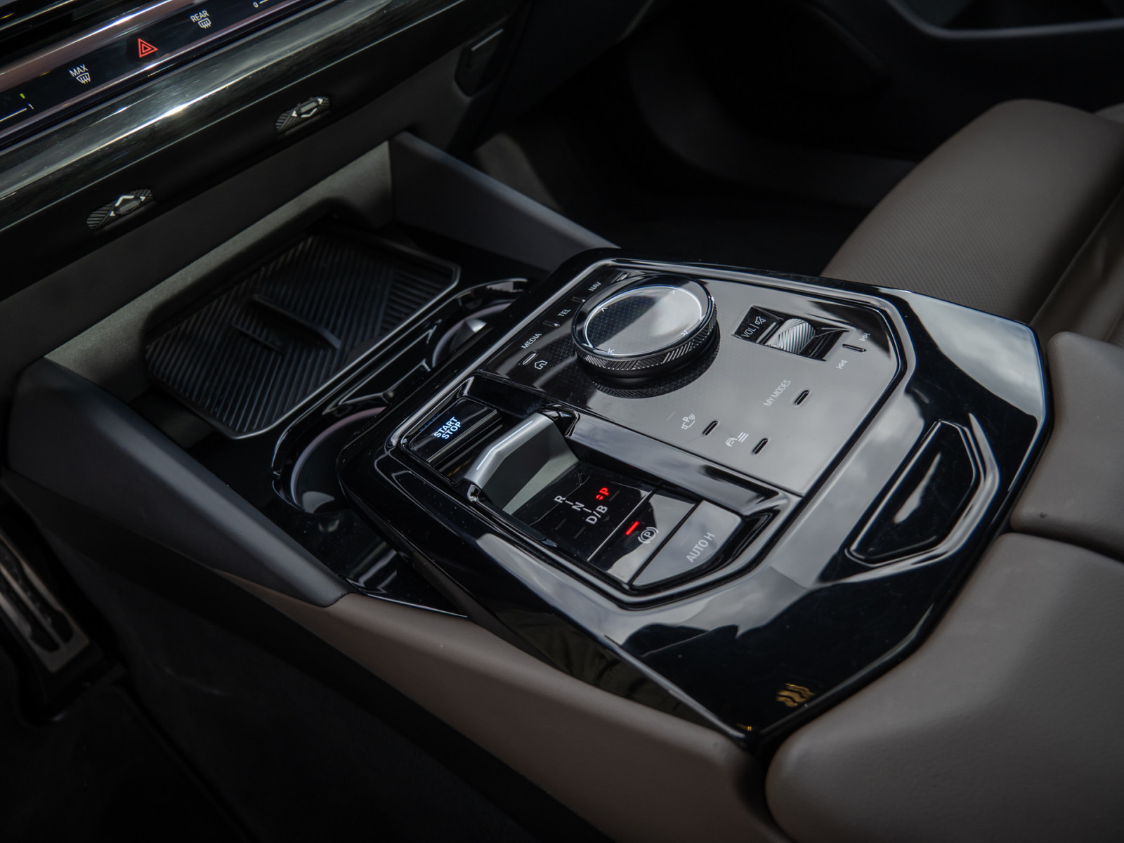 BMW i5 Touring 40e M-Sport – Produktfoto 15