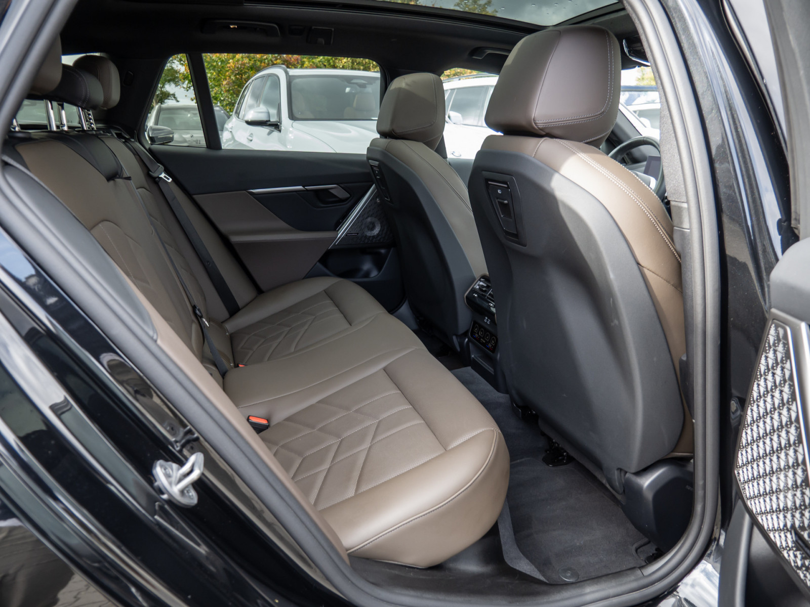 BMW i5 Touring 40e M-Sport – Produktfoto 8